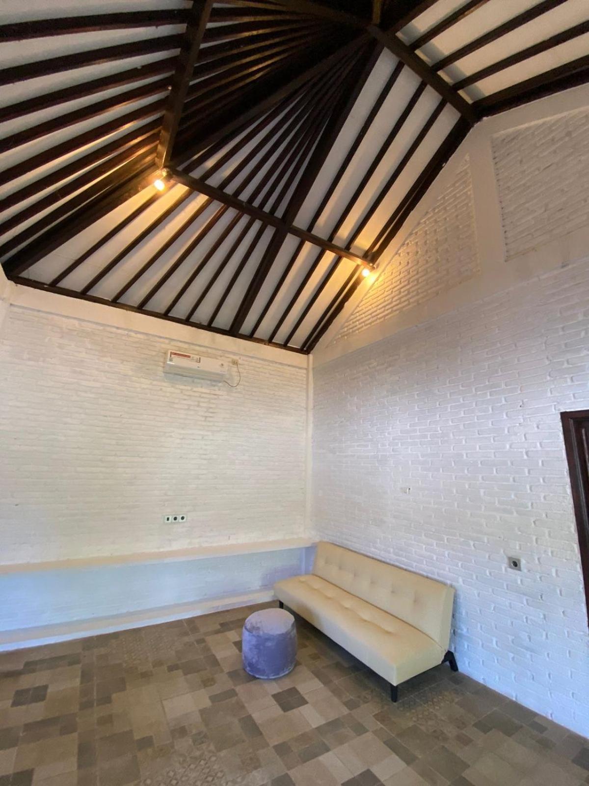Lazy Inn Kuta  エクステリア 写真