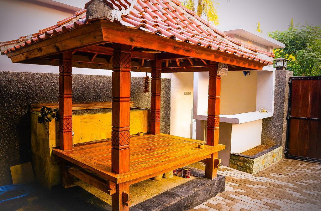 Lazy Inn Kuta  エクステリア 写真