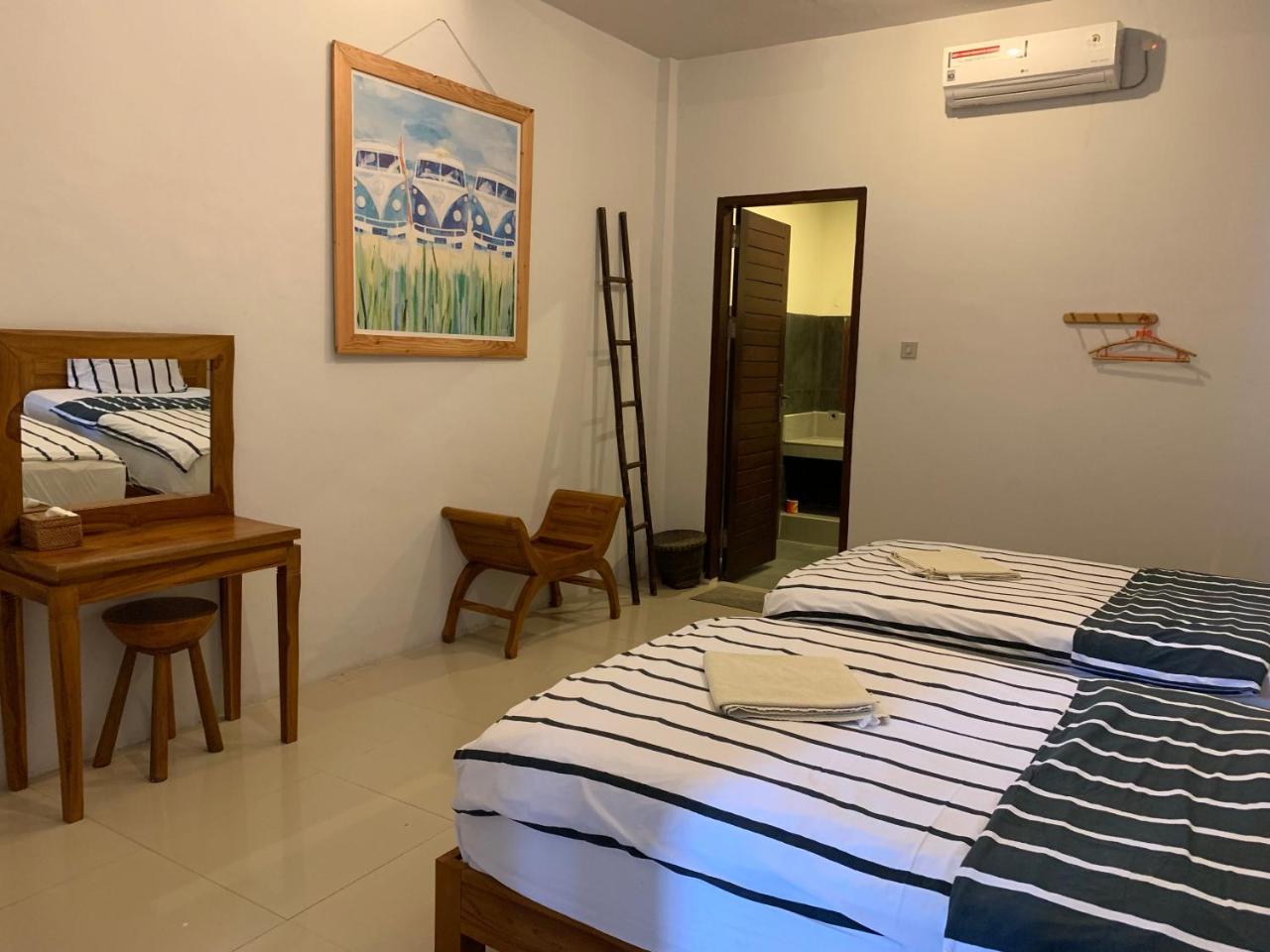 Lazy Inn Kuta  エクステリア 写真